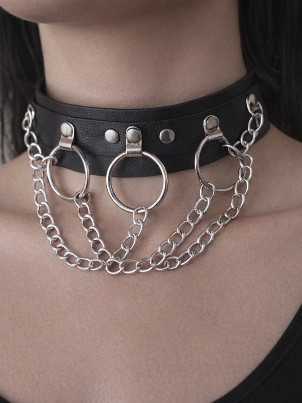 Gothic grunge hoop chain choker